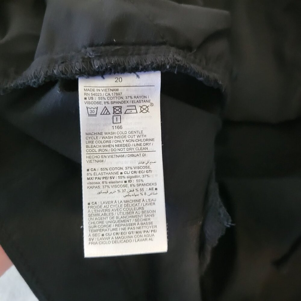 Old Navy Women's Plus 20 Pixie High Rise Capri Pants Black Cotton Elastic CAP41E - Picture 9 of 9